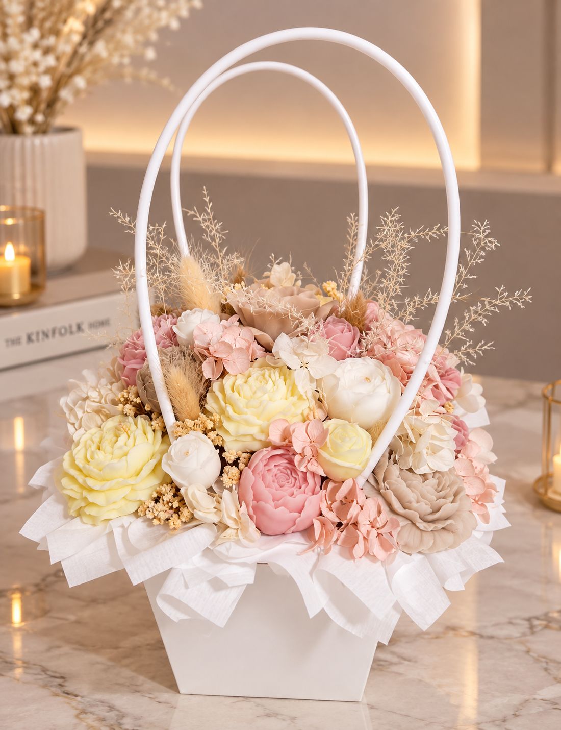 Bouquet Fiorito Elegance – Composizione Artigianale in Cera di Soia