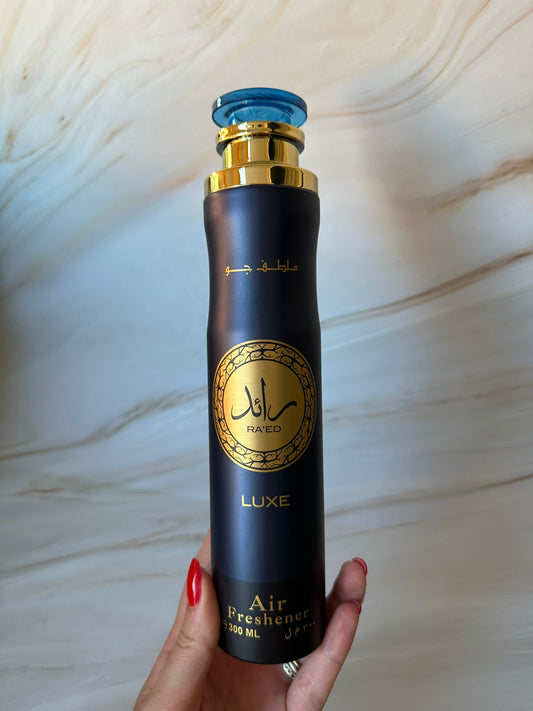 LUXE