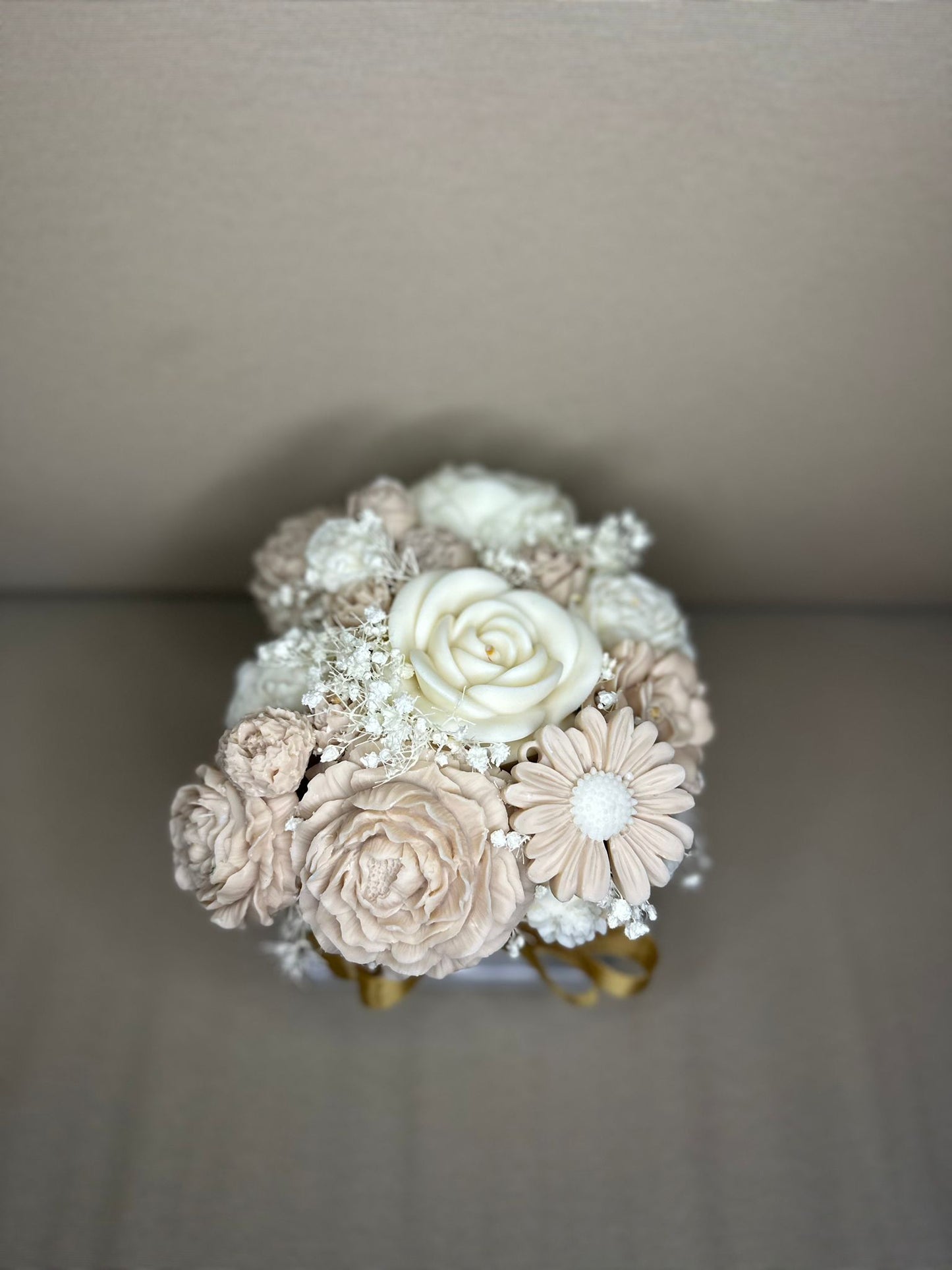 Flower Box Scultorea – Candela Artigianale in Cera di Soia