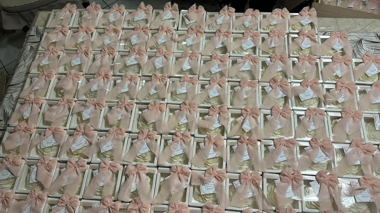 Peonia di Cera – Candela Artigianale in Cera di Soia